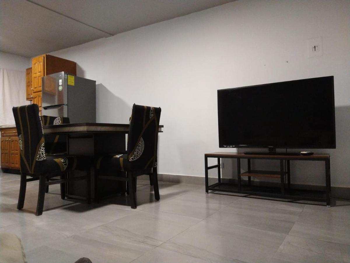 Casa M&J Cd. Juarez Apartment ภายนอก รูปภาพ