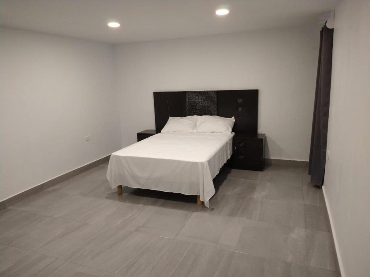 Casa M&J Cd. Juarez Apartment ภายนอก รูปภาพ